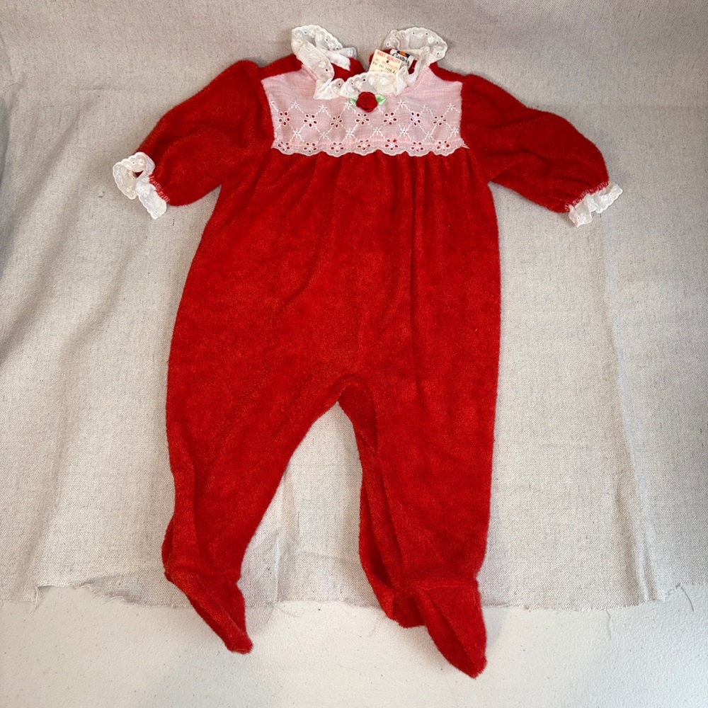 Vintage Carter’s Baby Fleece Footie Pajamas Sz 12-17 lbs Med Sleeper Red 80s NWT